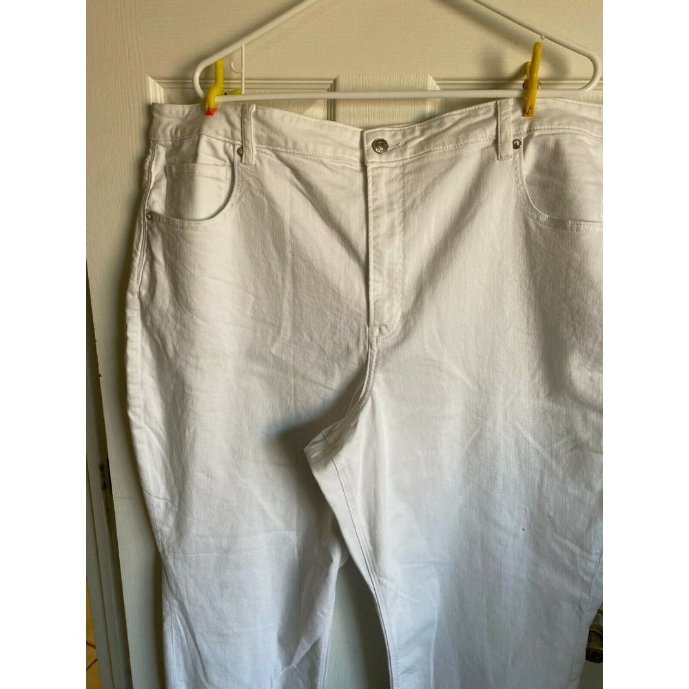 American Eagle Size 24 Mom Jean Stretch White Denim Jean Natural Waist New